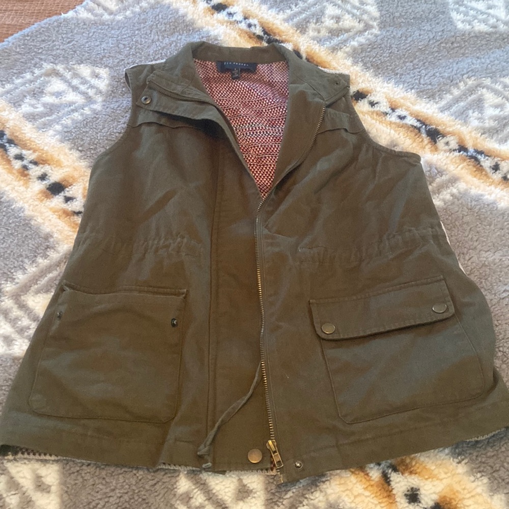Blu Pepper vest